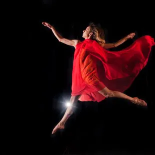 Ormao Dance Company, dancer; Tiffany Tinsley Weeks, photography; TMDexter Photography