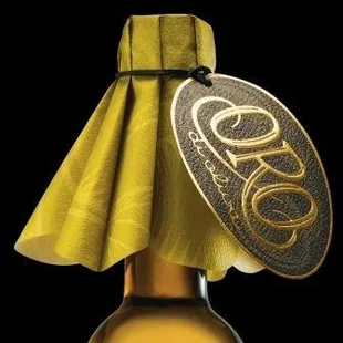 a bottle of oro