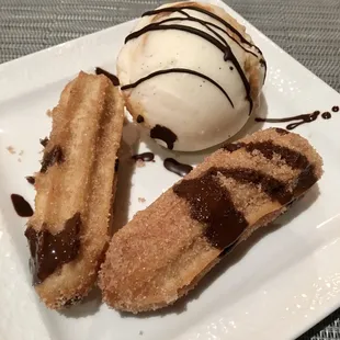 Churros with dulce de leche ice cream