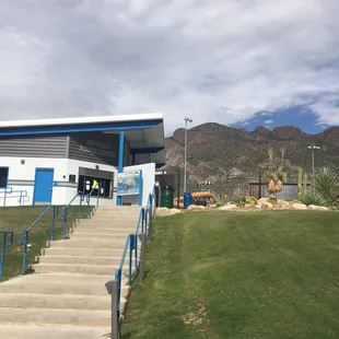 Oro Valley Aquatic Center. Where legends are made.