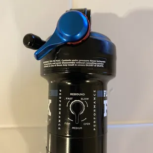 This is "closed" position. This shock is supposed to have 3 positions and it came back 2 positions.