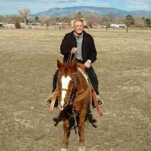 Horse ride with Gloria and Lawrence this Feb 2017. Fun and they are friendly.