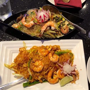 Shrimp Pad Thai, Yum Woon Sen YUMMY