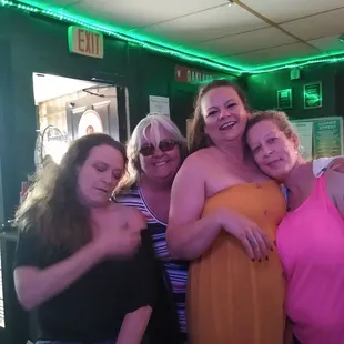 Heather, BB, Shanna &amp; Nikki