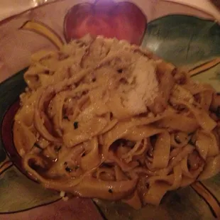 Fettuccine with mushroom and truffle oil