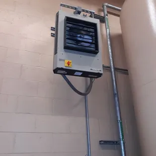 460 volt 3 phase unit heater