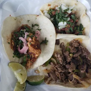 Taco de tripa, taco de fajita and third one not sure (see review).
