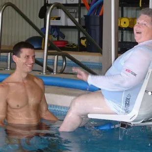 A hydraulic pool chair lift makes getting in &amp; out of the pool effortless for anyone!