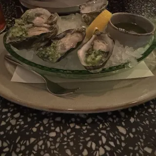 1/2 Dozen Oysters*