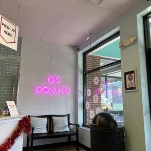 Pickup and waiting area