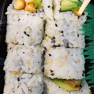 Honey Peanut Avocado Roll