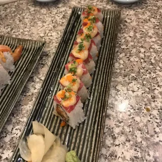 Roppongi Signature Sushi Roll