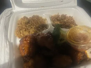 Red Fish Sushi Asian Bistro