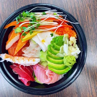 Chirashi bowl  IG: @fooddeclassified