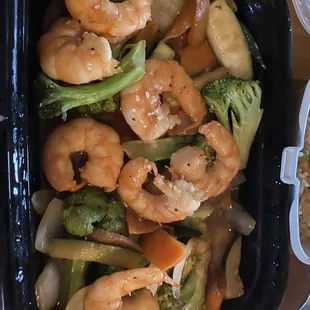 Shrimp hibachi - looks ok, horrible smell and taste.