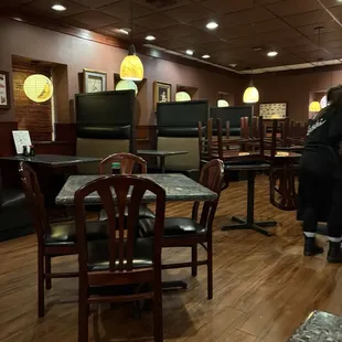 Cleaning in progress more than an hour before they close when I am eating