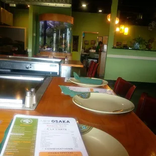 sushi and sashimi, interior