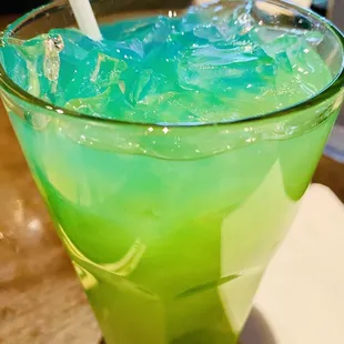 Katana - coconut rum, Mellon liquor and pineapple juice