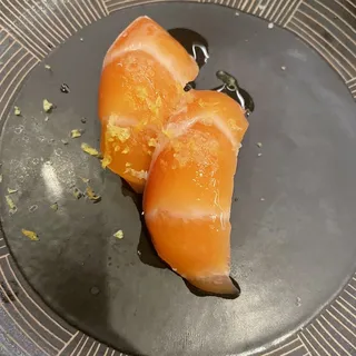 Salmon Nigiri