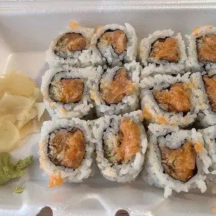 Spicy Salmon Roll