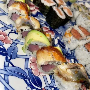 Tim&apos;s roll no crab, salmon, eel and spicy tuna no crunch