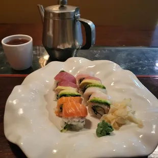 1st visit  Rainbow roll and hot tea
