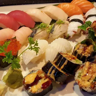 Jumbo Lobster Tempura Roll