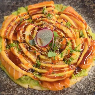 Sashimi Pizza