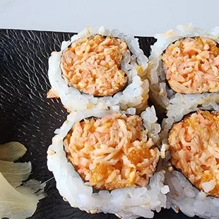 Spicy snow crab roll