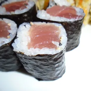 Tuna roll.