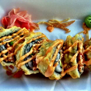 I like crawfish sushi roll