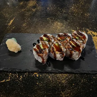 eel avocado roll