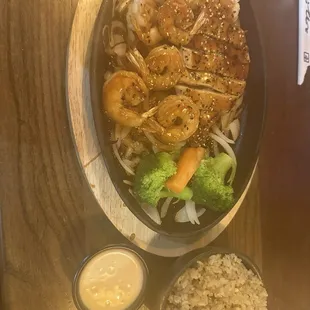 Teriyaki chicken/shrimp (steam included)