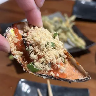 Baked Dynamite Mussels