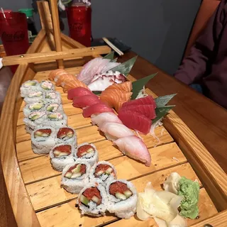 9. Love Boat Sushi