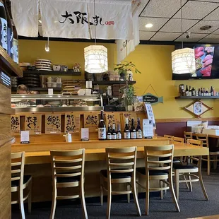 the interior of a japanese restaurant