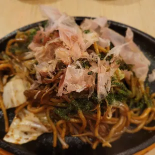 Dinner @Osaka Teppanyaki &amp; Izakaya this evening; 12/2/2021. Ordered their Yakisoba with Beef.