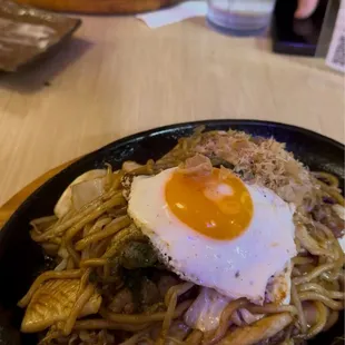 Beef &amp; Ika Yakisoba w/ egg