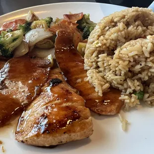 Salmon hibachi