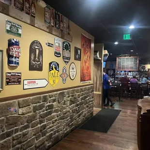 Oscar's Alehouse interior