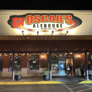 Oscar's Alehouse