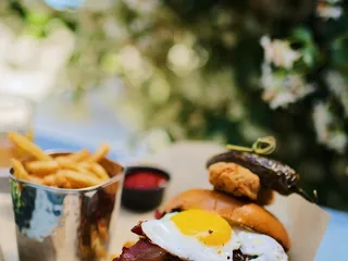Blackbird Tavern