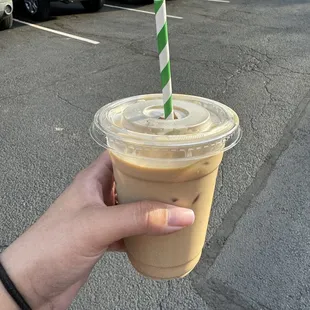 Iced vanilla latte