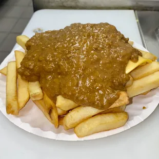 chili cheese fries