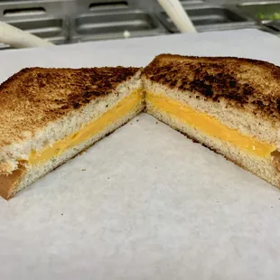 Grilled cheese sandwich