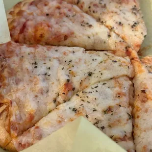 Cheese pizza