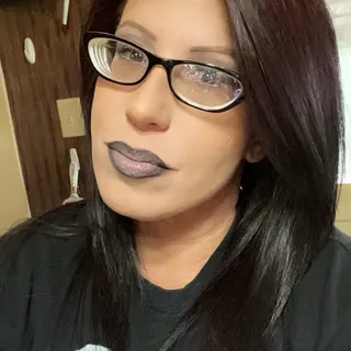 Mj J.