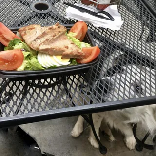 Grilled Ahi Tuna Salad