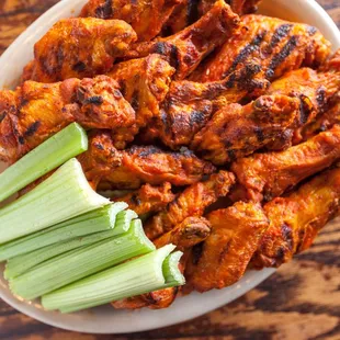 chicken wings and fried chicken, bbq wings, poultry, chicken wings, food, fried chicken wings, fried chicken, chicken, bbq chicken