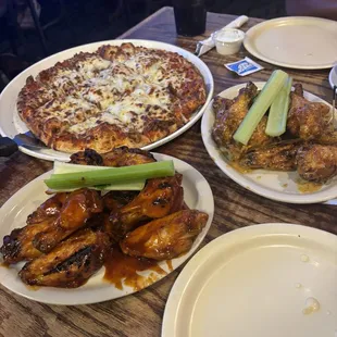 food, chicken, chicken wings and fried chicken, fried chicken wings, poultry, fried chicken, bbq wings, chicken wings, bbq chicken